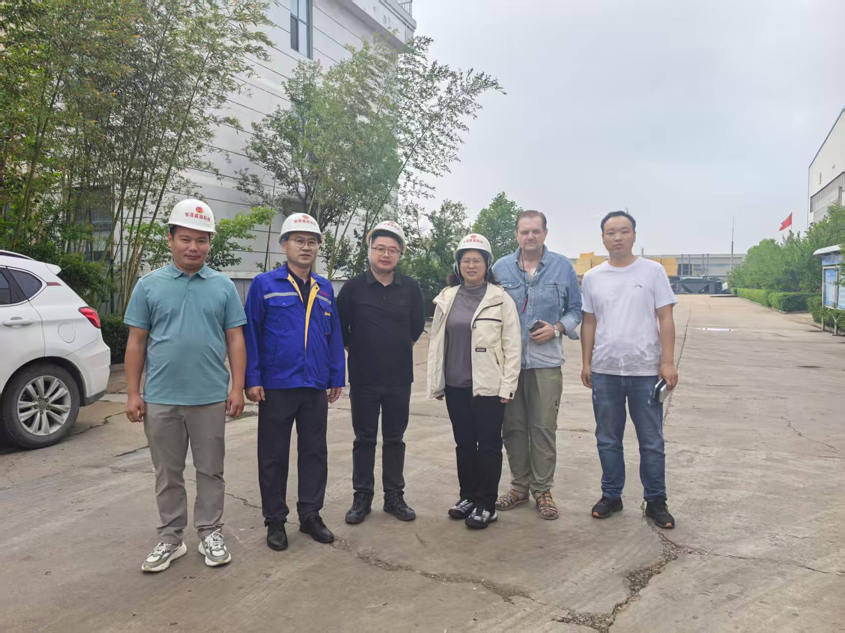 國(guó)外客戶(hù)蒞臨我公司